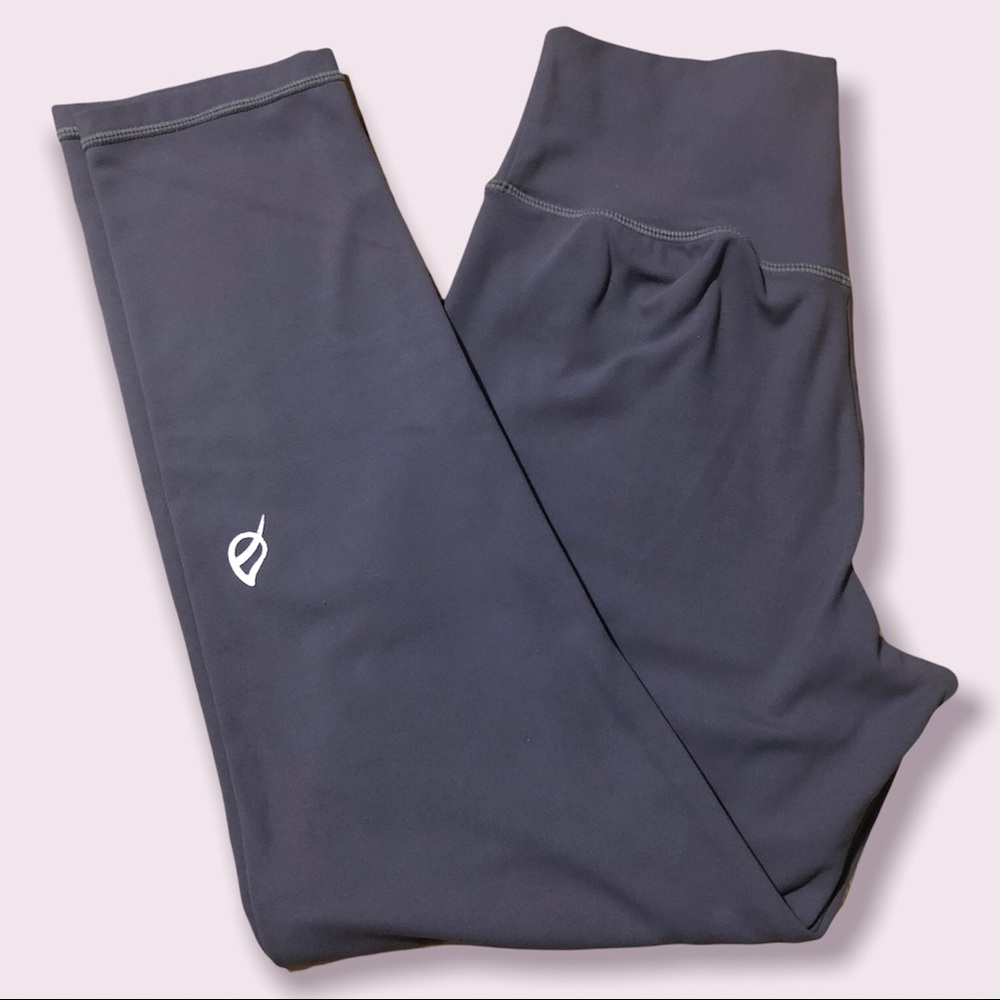 P’tula‎ purple women’s leggings Sz L